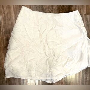 DIRECT White Button-Wrap Skort – Size L
